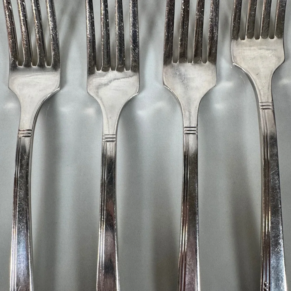 Set‎ of 4 Oneida Nobility Plate Silver Plated Dinner Forks Caprice Floral Lot 2